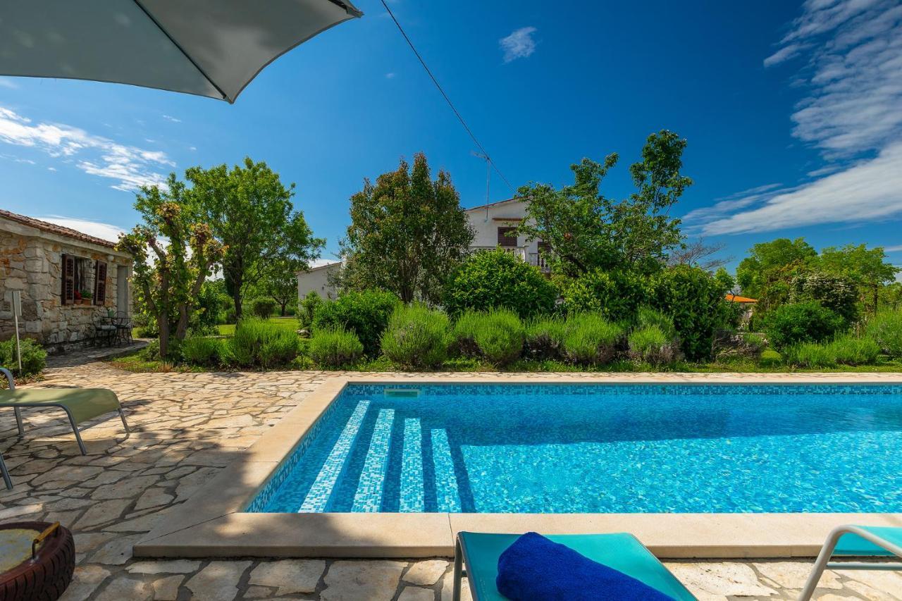 Apartmani Martina Poreč Buitenkant foto