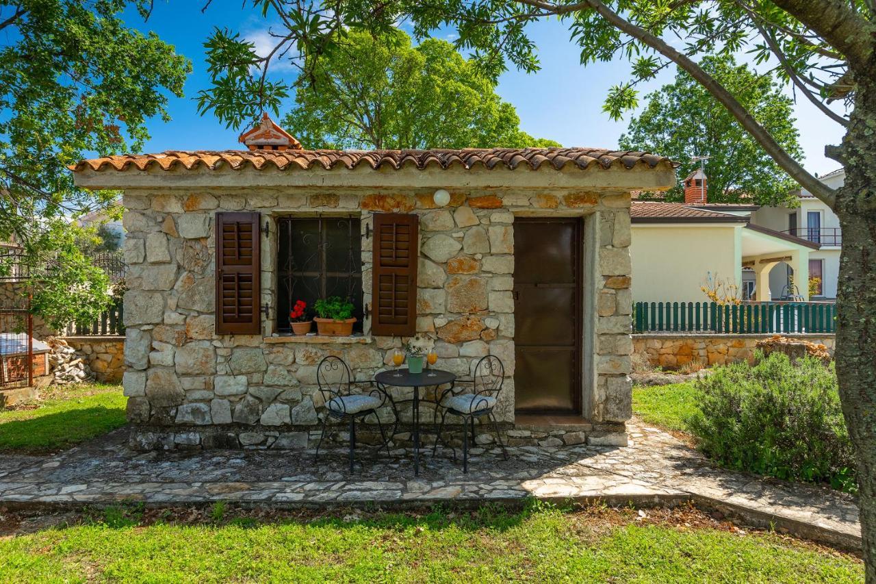 Apartmani Martina Poreč Buitenkant foto