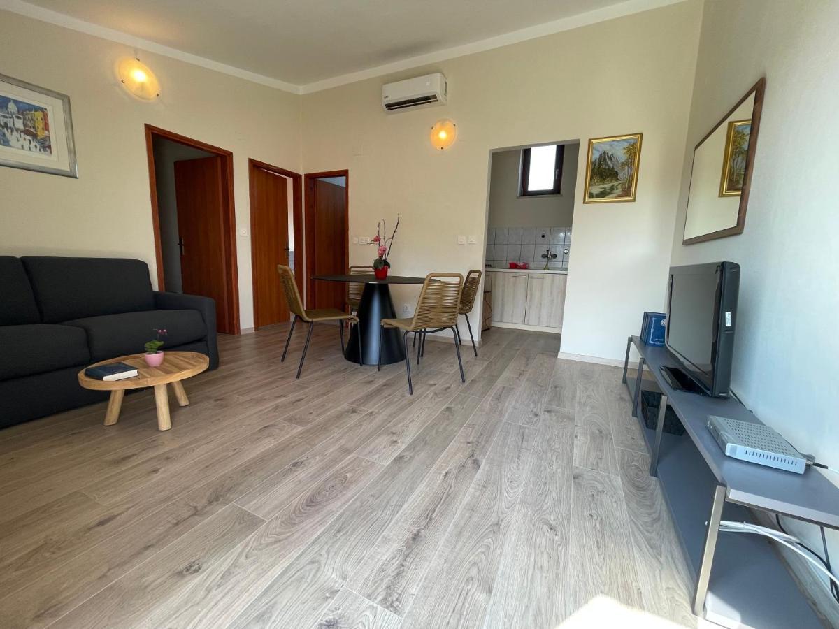 Apartmani Martina Poreč Buitenkant foto