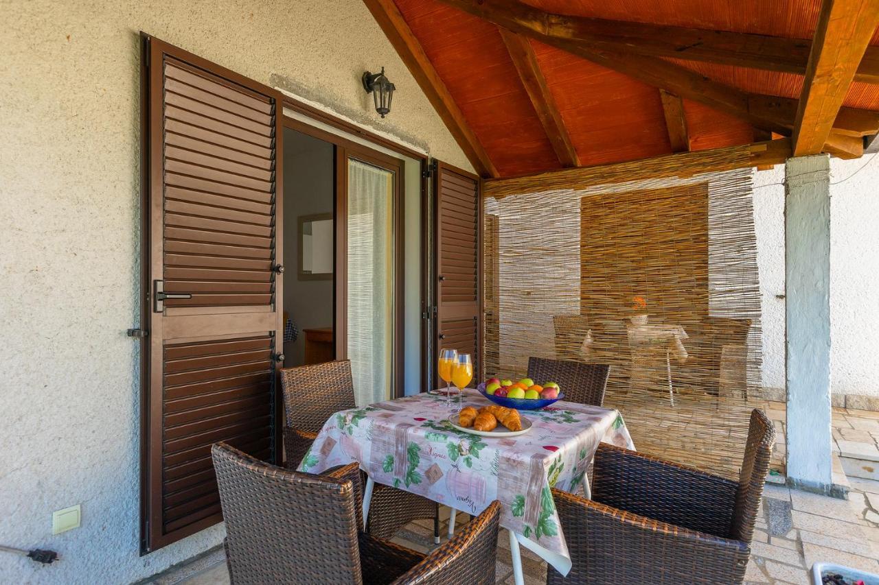 Apartmani Martina Poreč Buitenkant foto