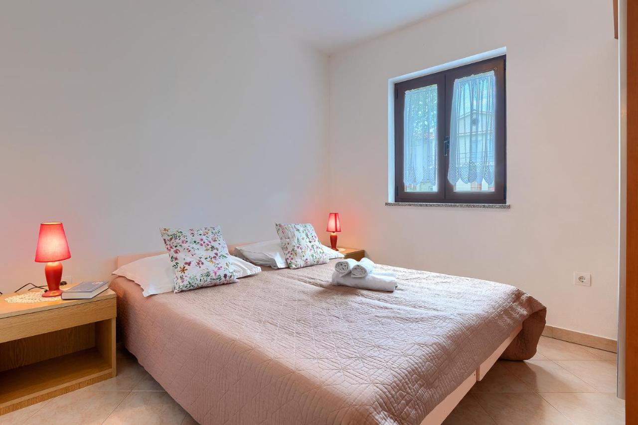 Apartmani Martina Poreč Buitenkant foto