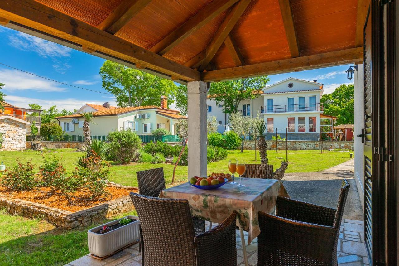 Apartmani Martina Poreč Buitenkant foto