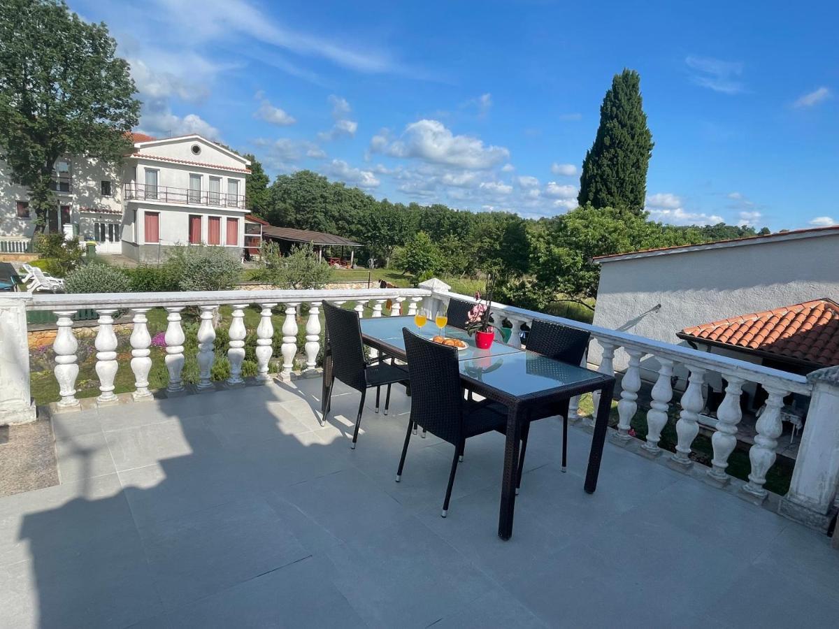 Apartmani Martina Poreč Buitenkant foto