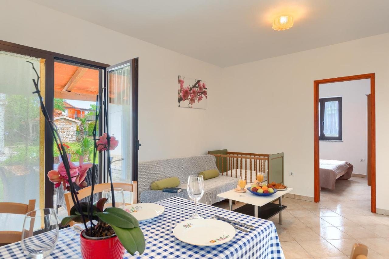 Apartmani Martina Poreč Buitenkant foto